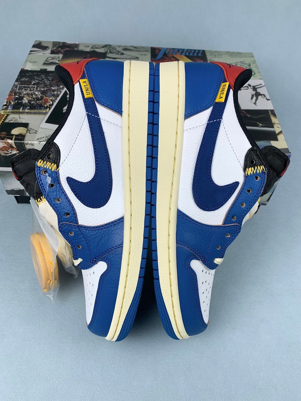 Air Jordan 1 Low un Color-blocked Blue Unisex Sneakers HQ6998-146